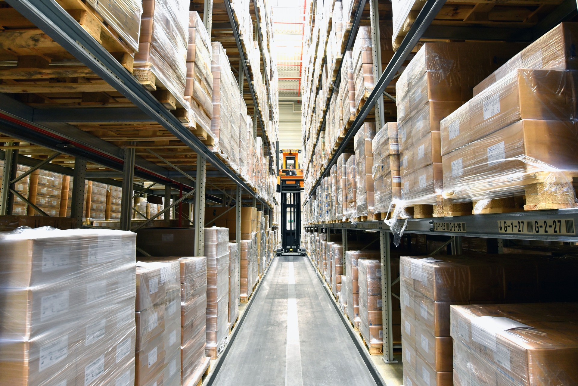 industrial high-bay warehouses - storage of goods